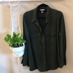 Army green H&M button down shirt with pockets